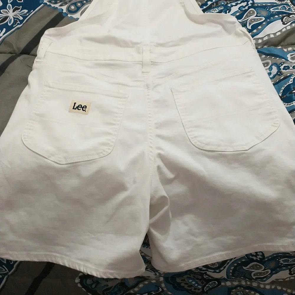 Lee Ladies cover all shorts  size medium and size extra small  white NWT - Picture 6 of 13